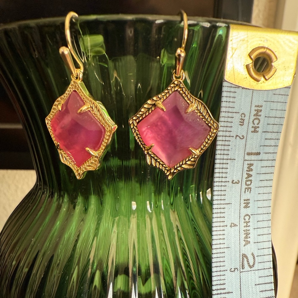 Kendra Scott Pink Azalea Illusion Earrings - Picture 5 of 7